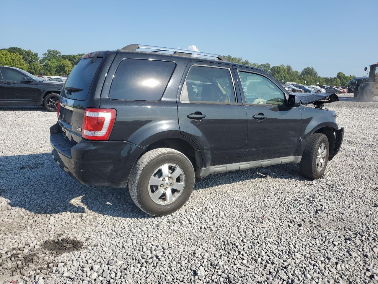 2011 Ford Escape Limited - Image 3