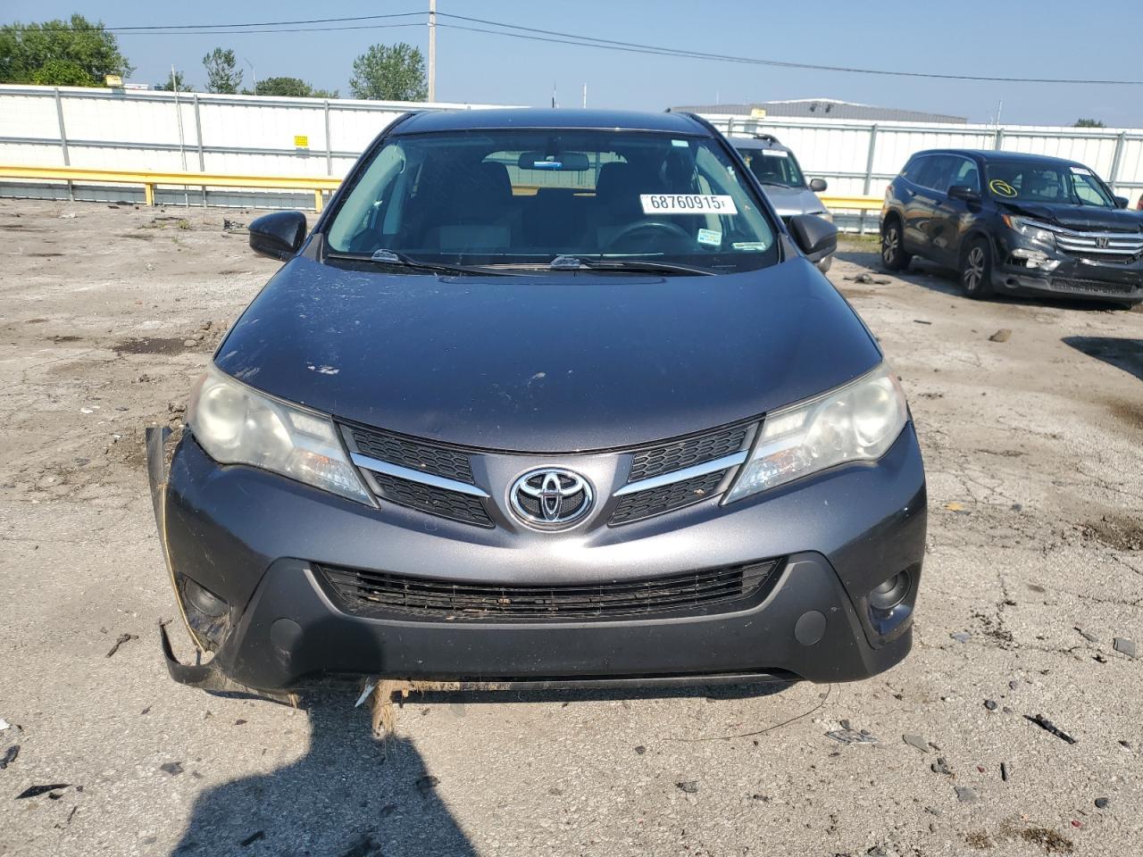 2014 Toyota Rav4 Le - Image 5