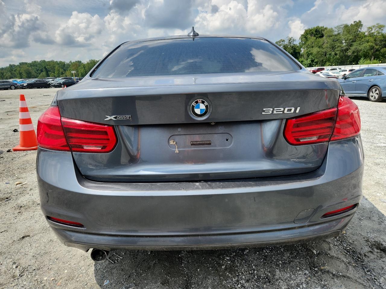 2018 BMW 320 Xi - Image 6