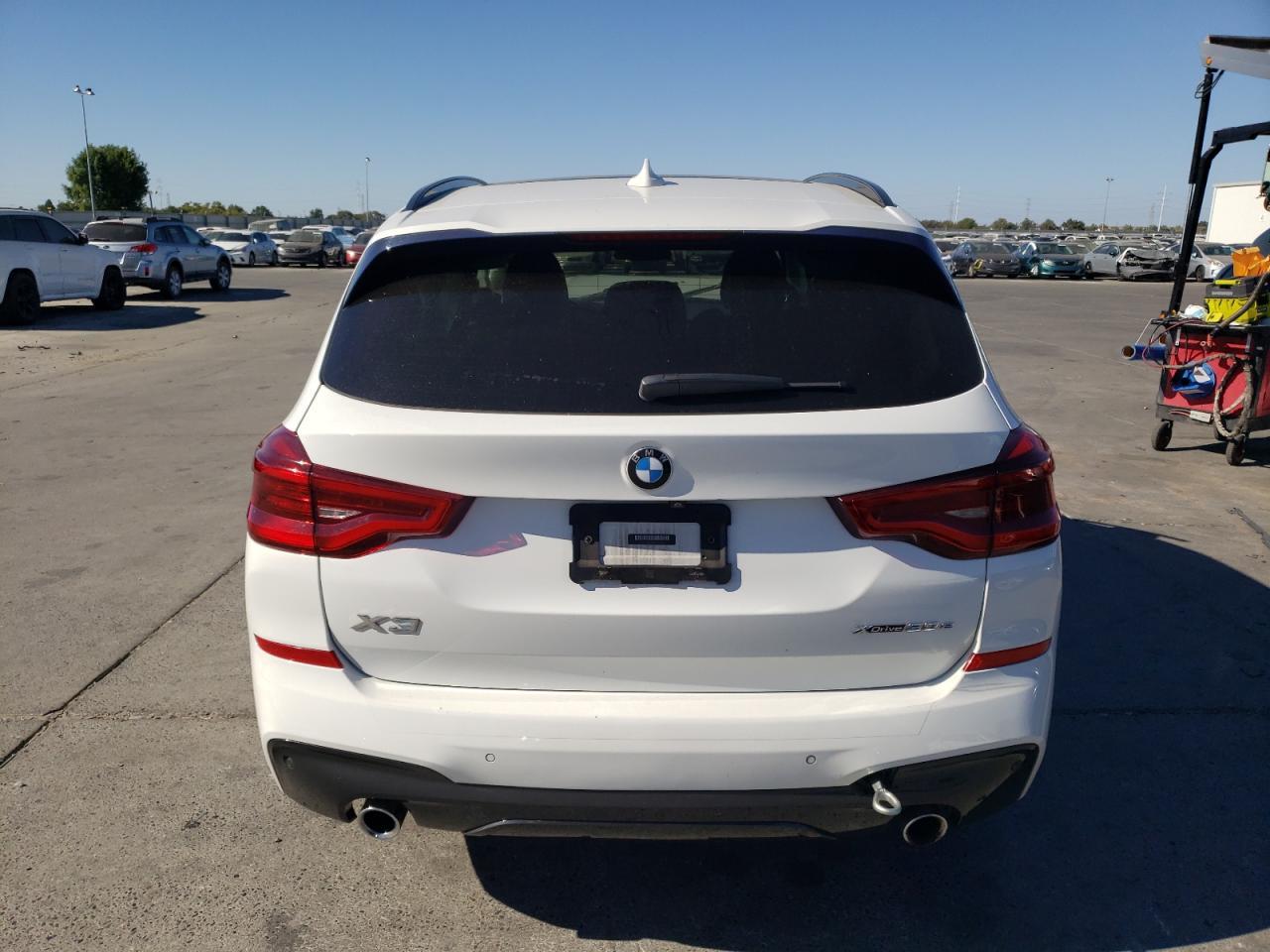 2021 BMW X3 xDrive30E xDrive30E - Фото 6