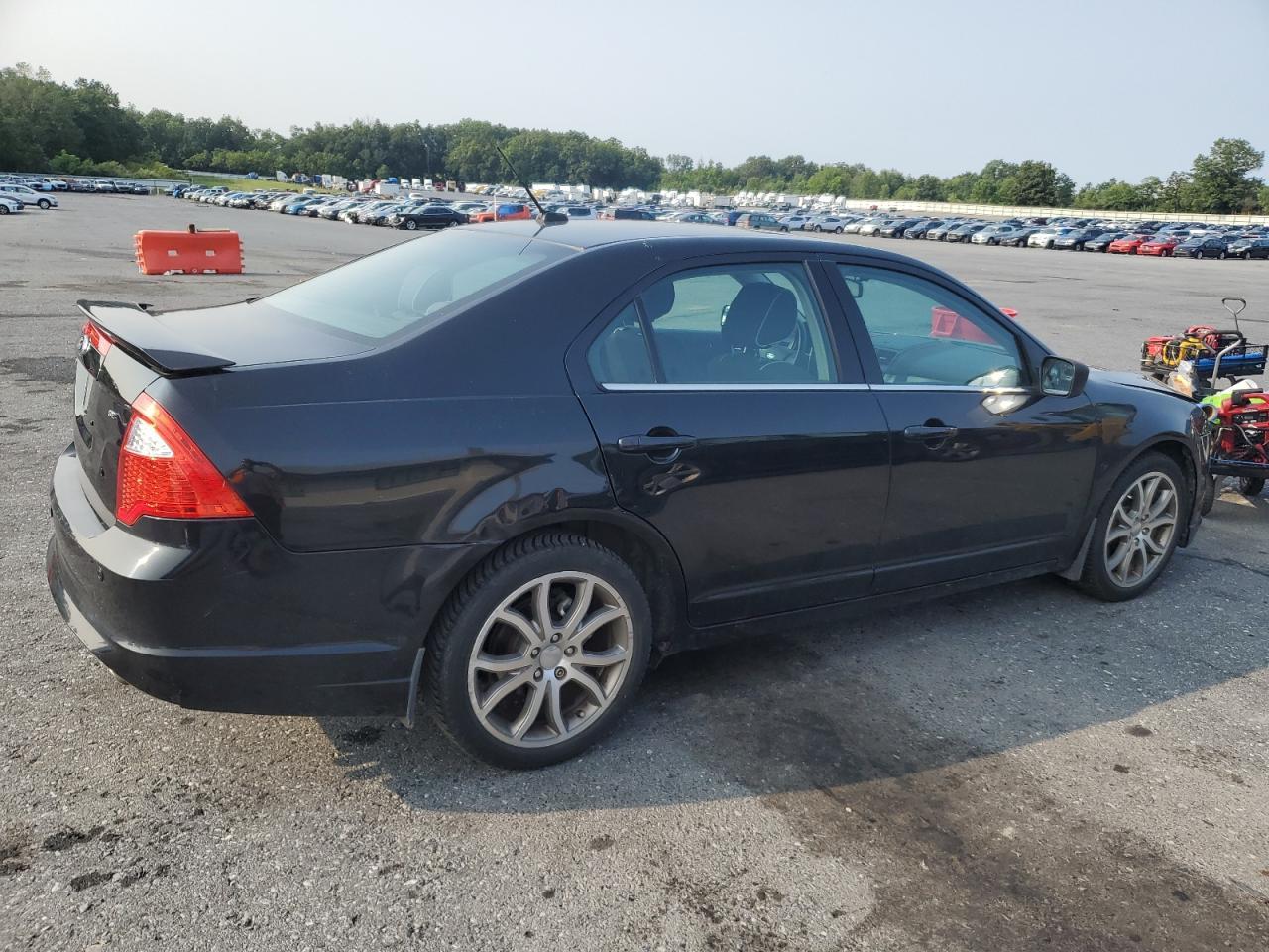 2011 Ford Fusion Se - Фото 3