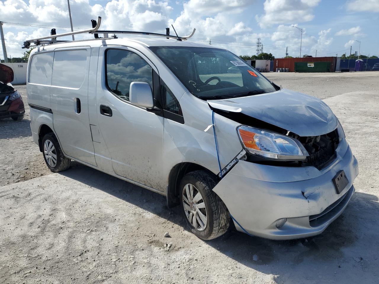 2017 Nissan Nv200 2.5S - Фото 4