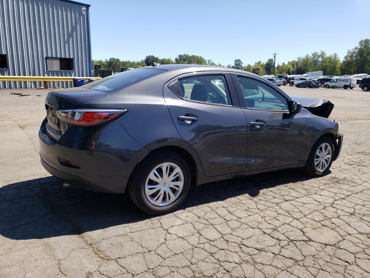 2019 Toyota Yaris L - Фото 3