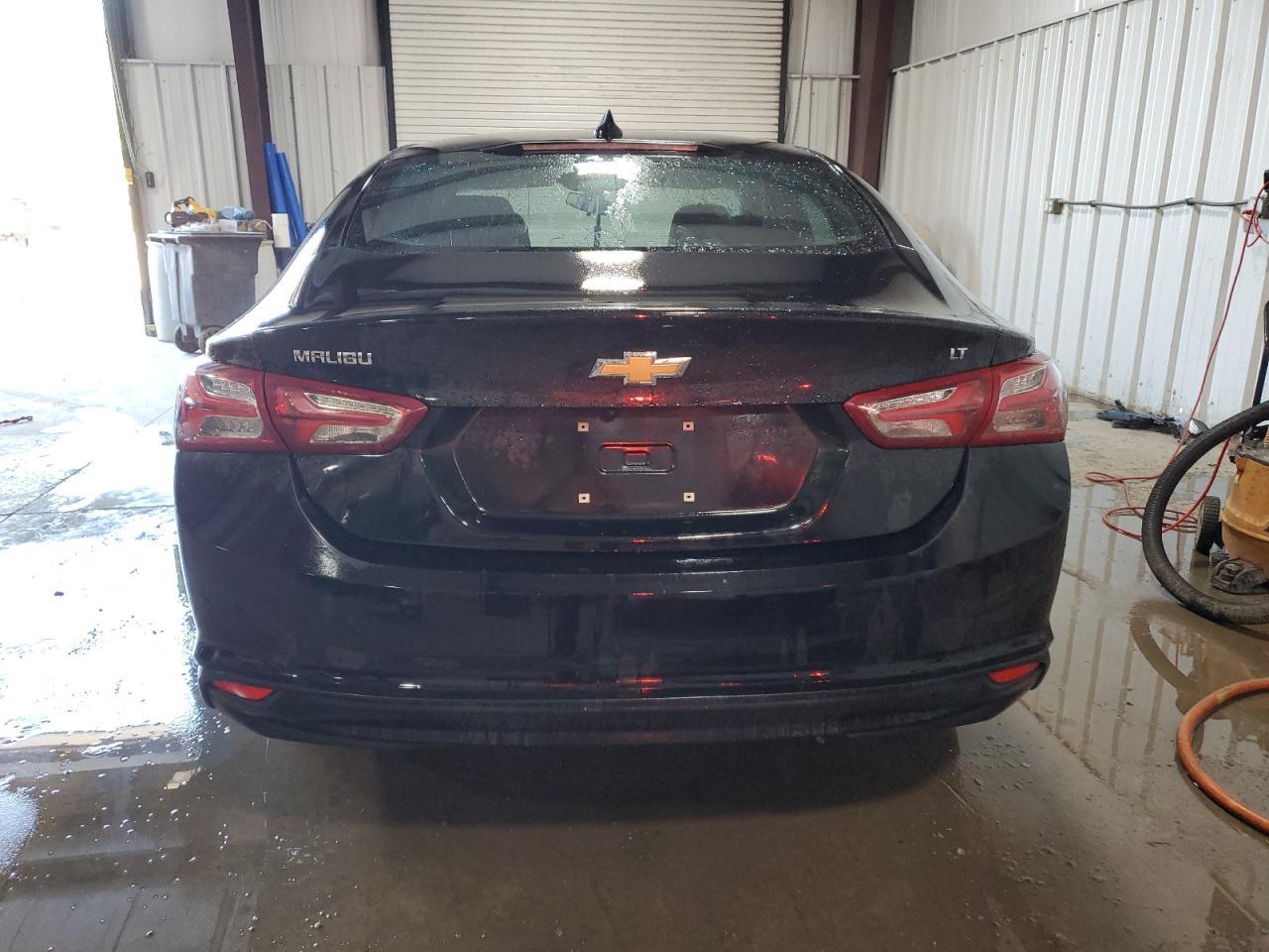 2022 Chevrolet Malibu Lt - Фото 6