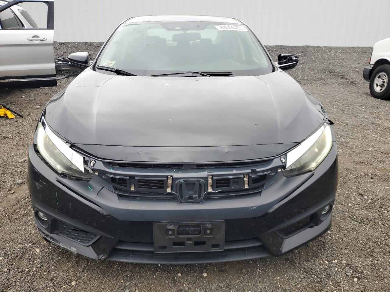 2016 Honda Civic Touring - Фото 5