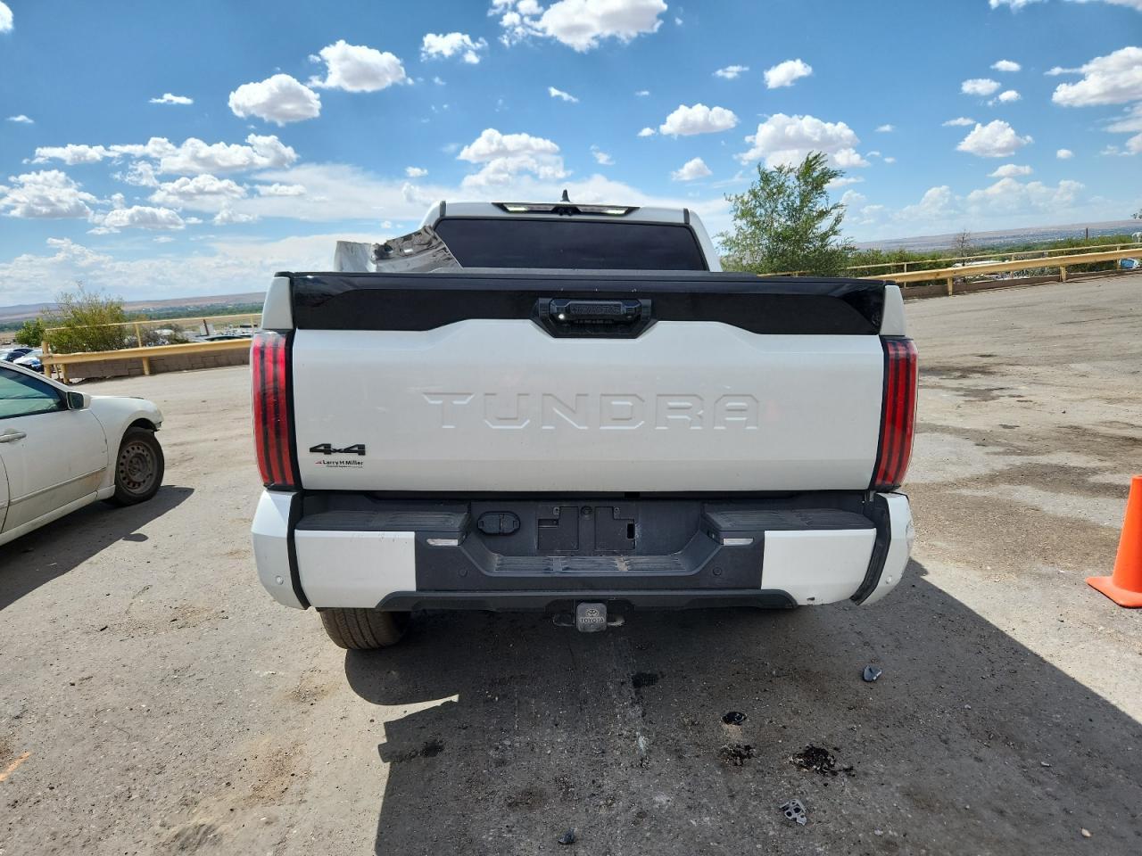 2024 Toyota Tundra Crewmax Platinum - Фото 6