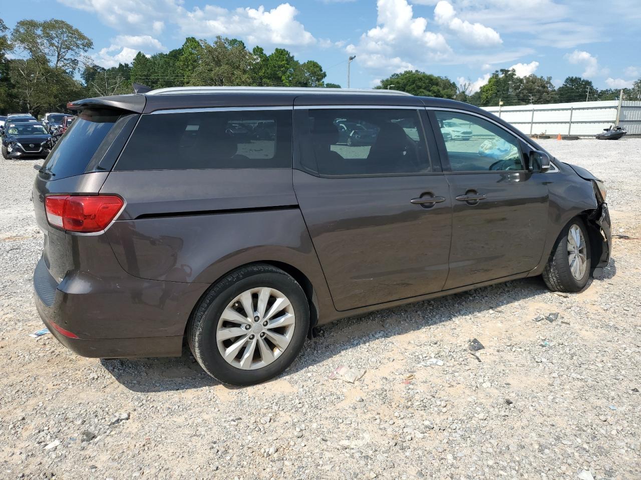 2016 Kia Sedona Ex - Image 3