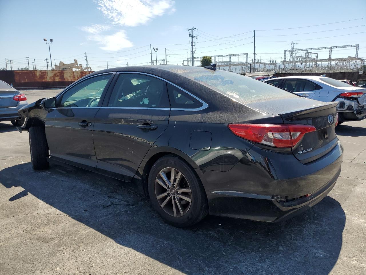 2017 Hyundai Sonata Se - Фото 2