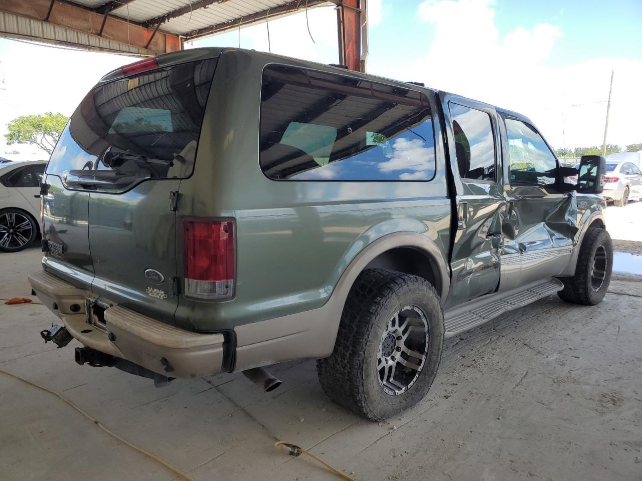 2005 Ford Excursion Eddie Bauer - Image 3