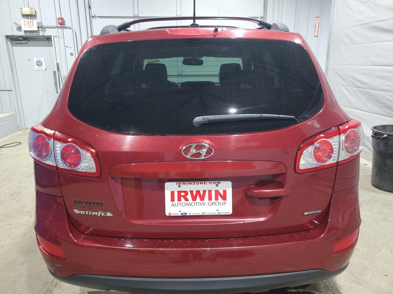 2012 Hyundai Santa Fe Gls - Image 6