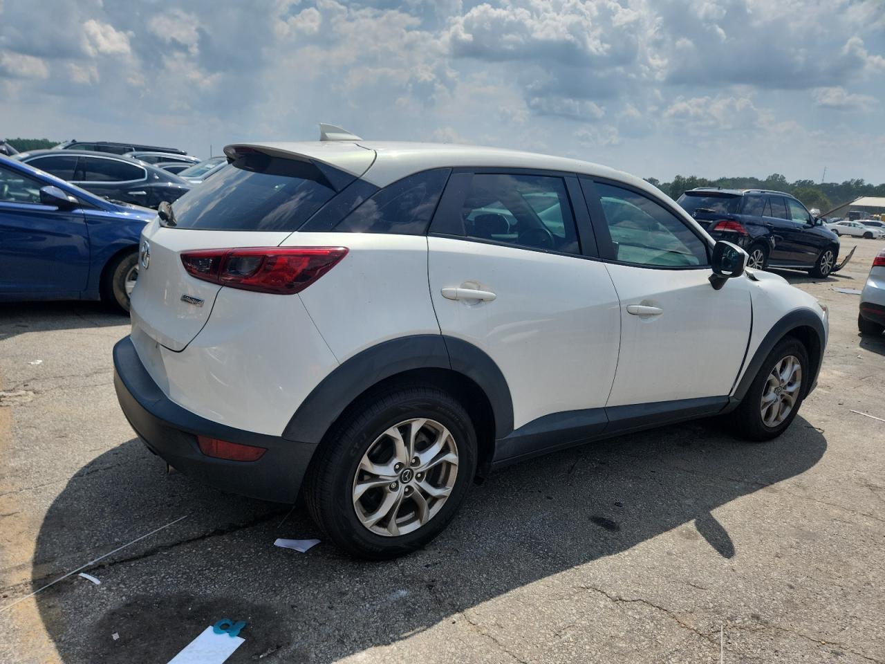 2017 Mazda Cx-3 Sport - Image 3