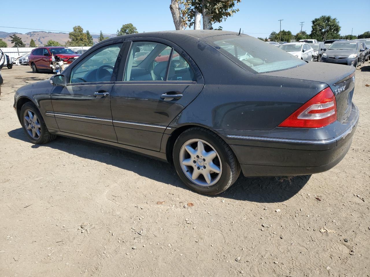 2001 Mercedes-Benz C 240 - Фото 2