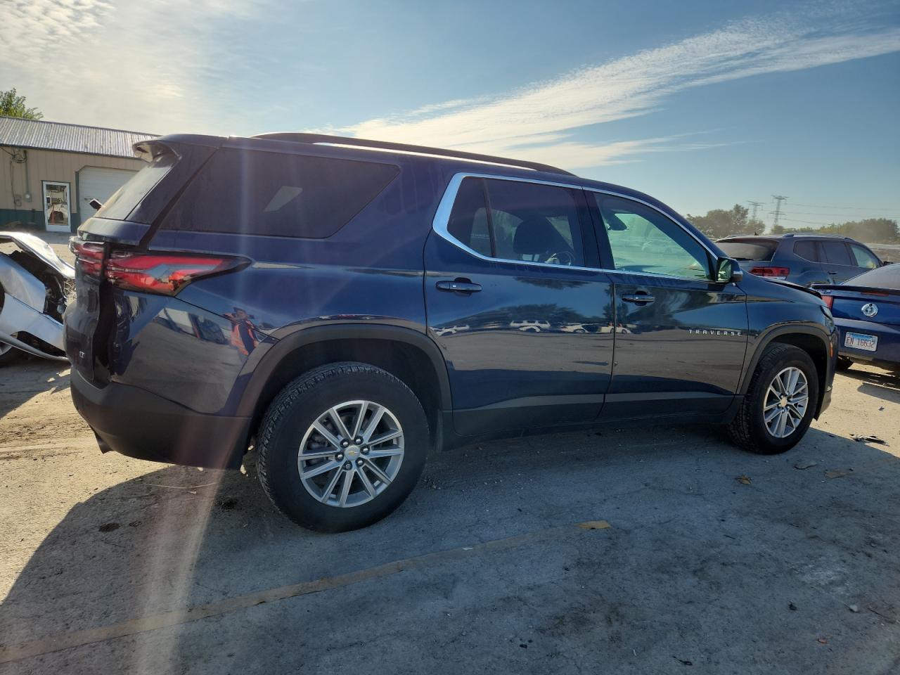 2022 Chevrolet Traverse Lt - Фото 3