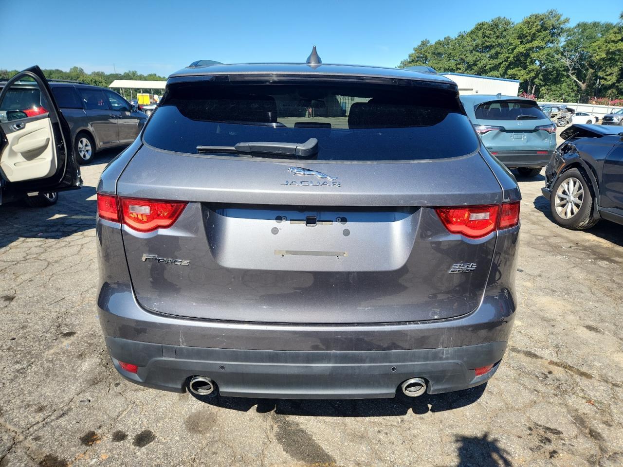 2017 Jaguar F-Pace Prestige - Image 6