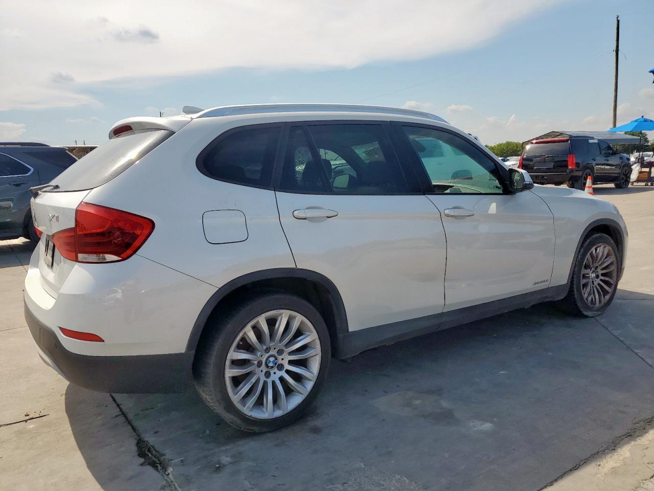 2014 BMW X1 Sdrive28I - Image 3