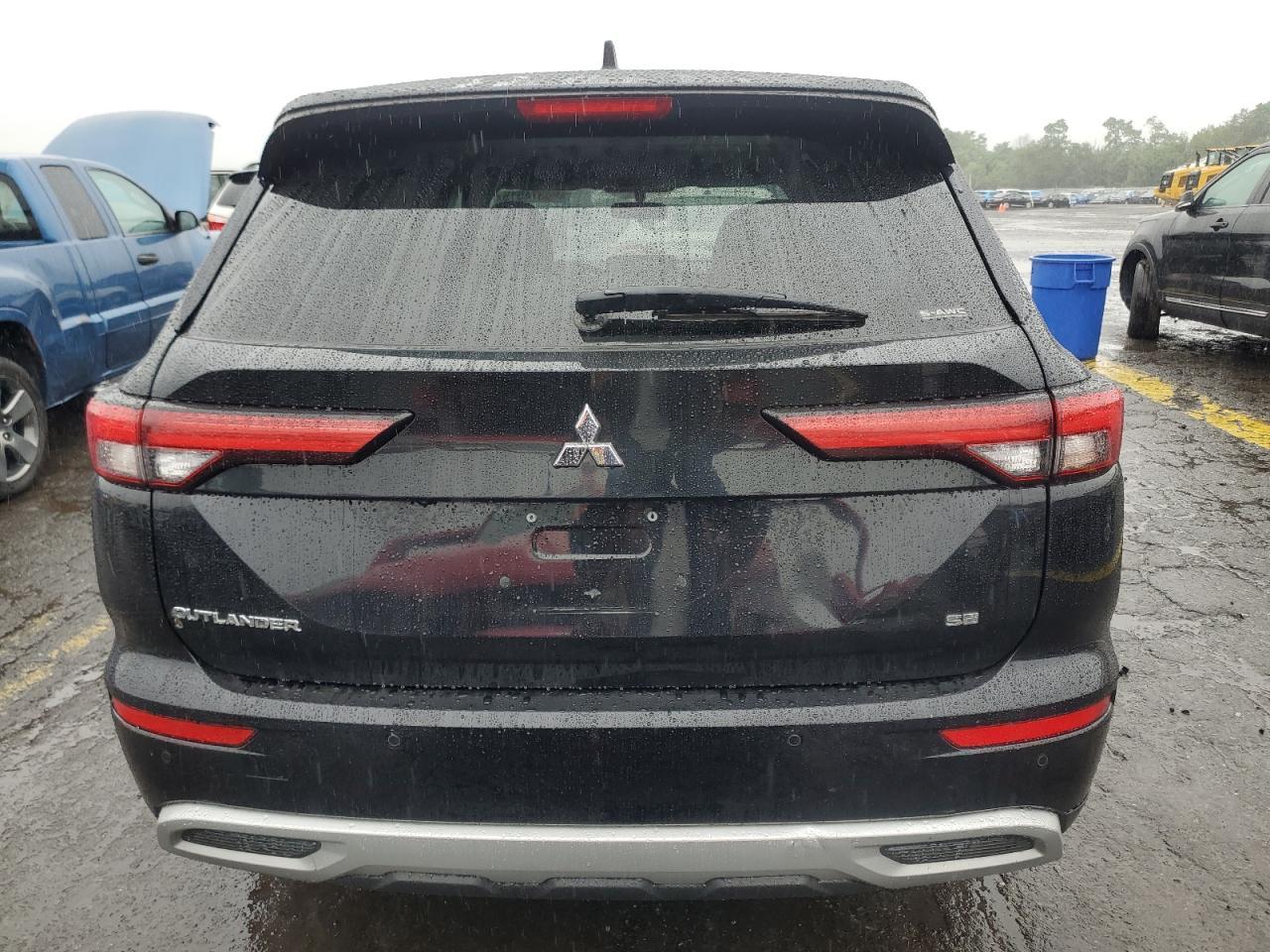 2022 Mitsubishi Outlander Se - Фото 6