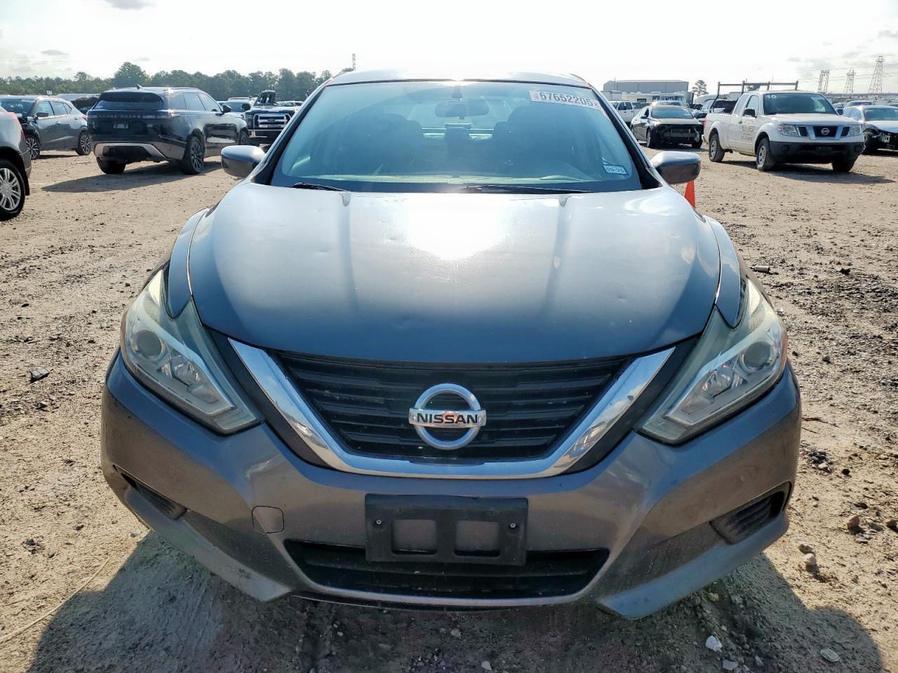 2016 Nissan Altima 2.5 - Фото 5