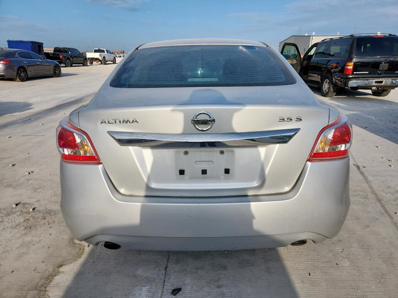2013 Nissan Altima 3.5S - Фото 6