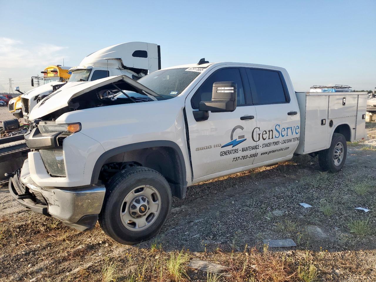 2023 Chevrolet Silverado C2500 Heavy Duty - Фото 2
