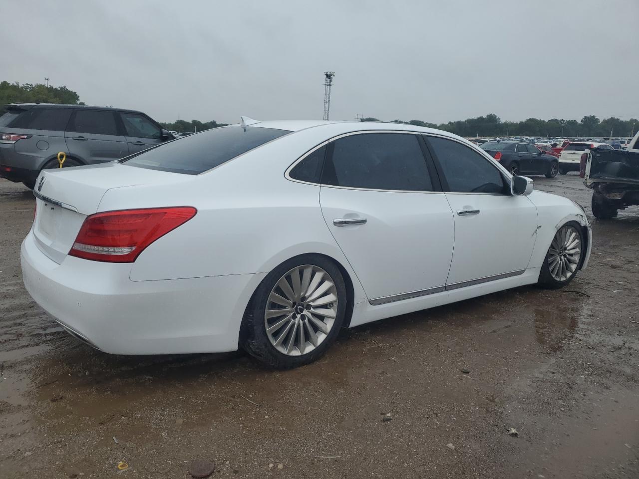 2016 Hyundai Equus Signature - Фото 3