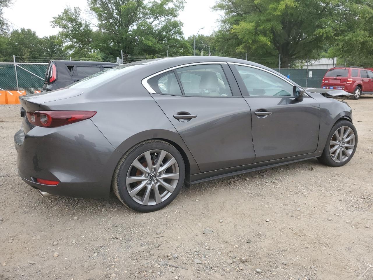 2025 Mazda 3 Preferred - Фото 3
