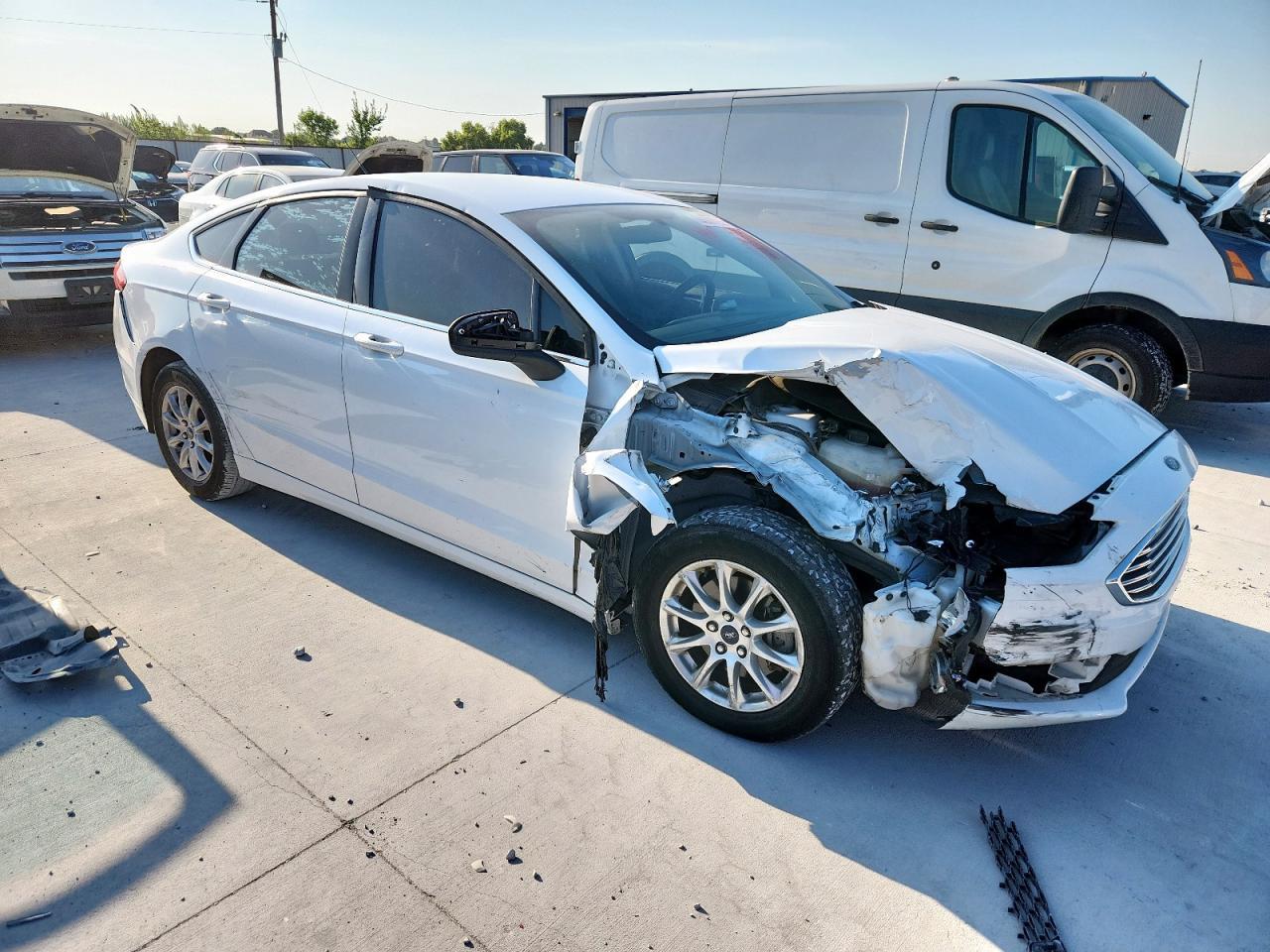 2018 Ford Fusion S - Фото 4