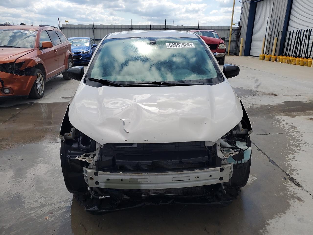 2017 Chevrolet Spark Ls - Image 5