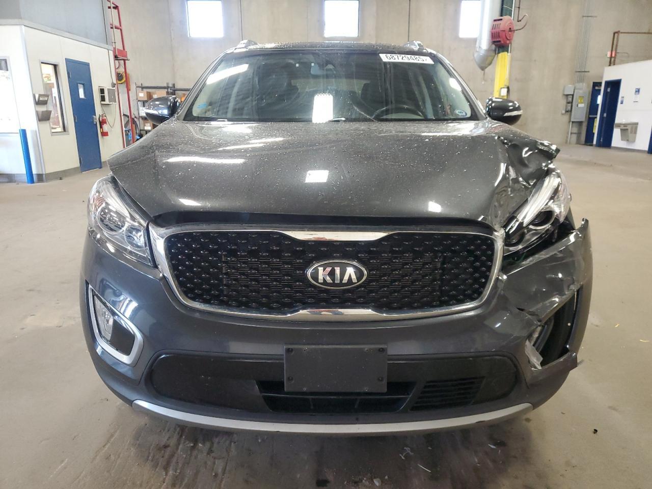 2018 Kia Sorento Ex - Image 5
