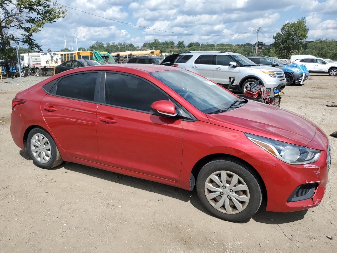 2019 Hyundai Accent Se - Фото 4
