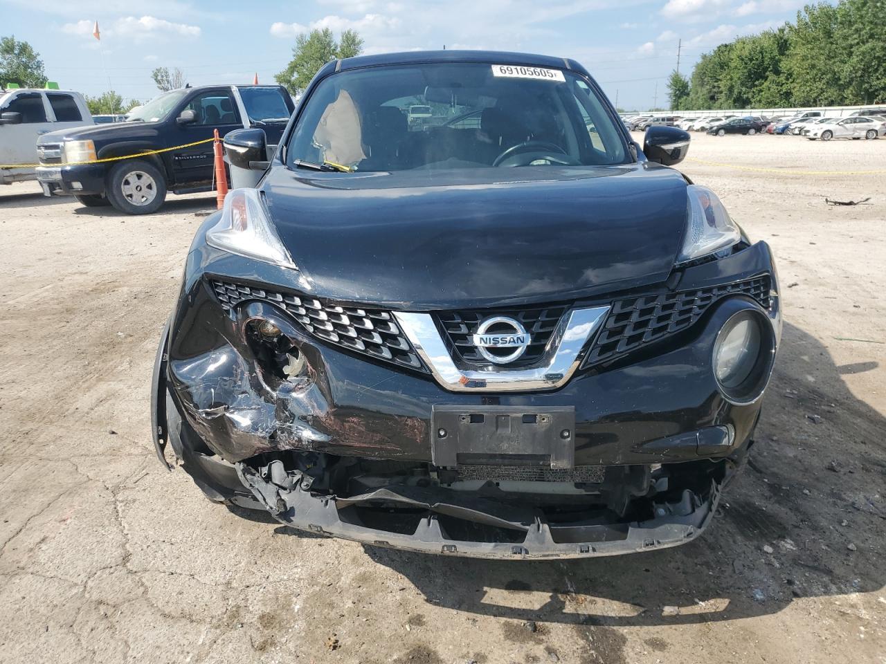 2015 Nissan Juke S - Фото 5