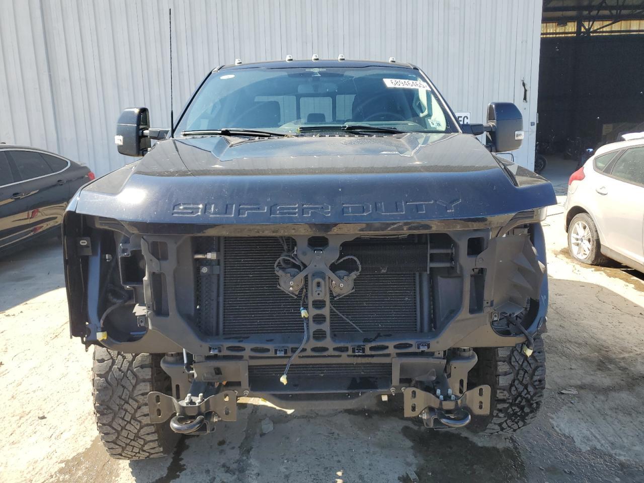 2023 Ford F250 Super Duty - Image 5