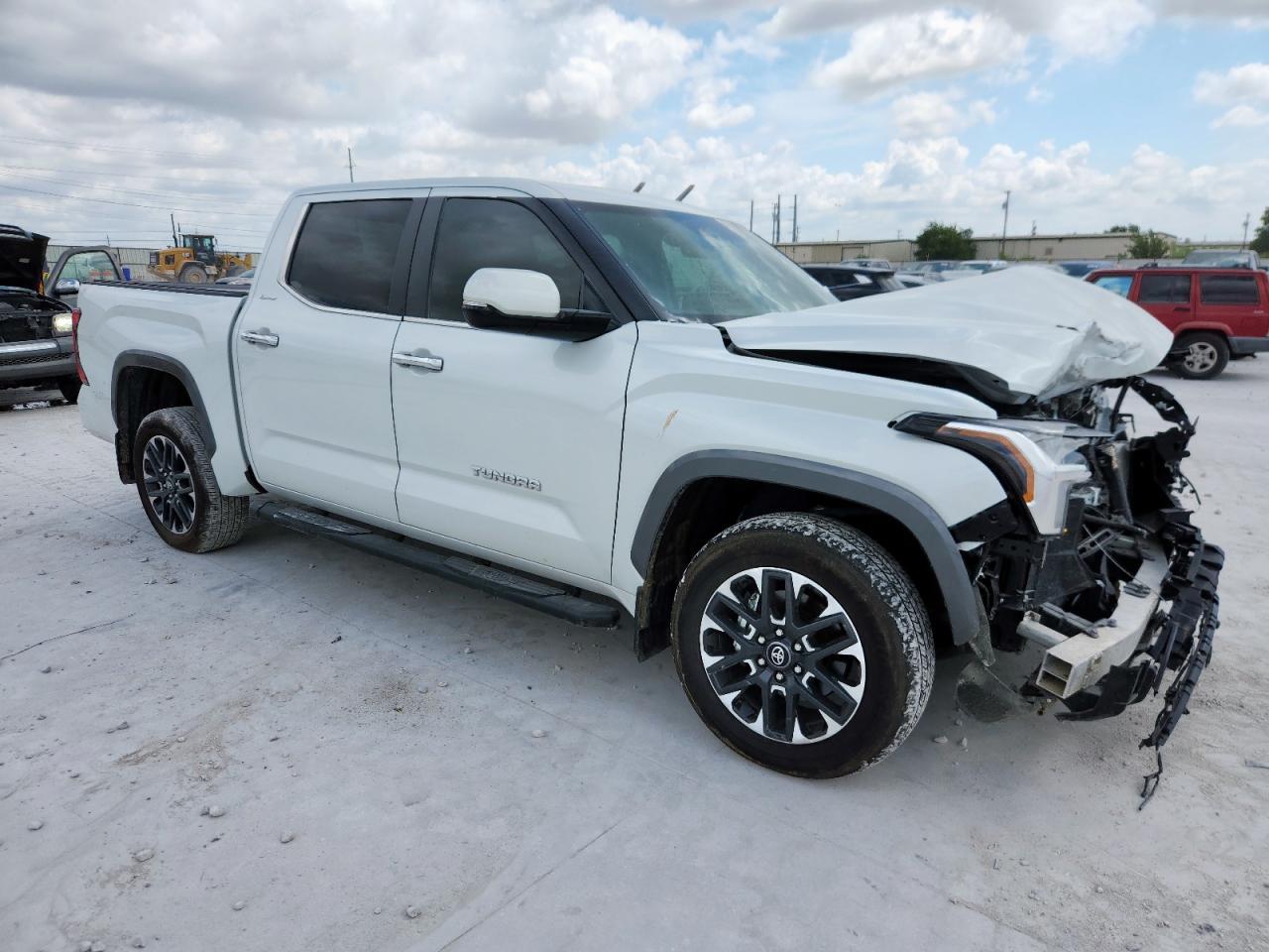 2025 Toyota Tundra Crewmax Limited - Фото 4