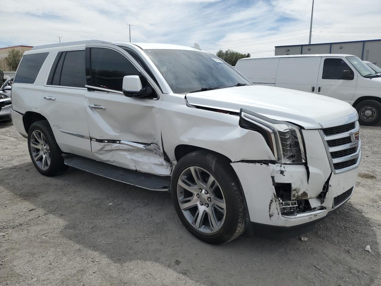 2016 Cadillac Escalade Luxury - Фото 4