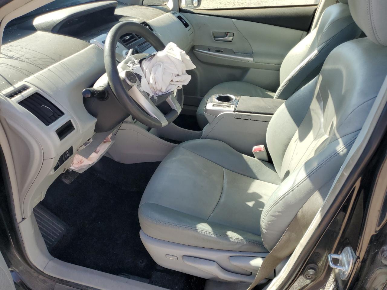 2012 Toyota Prius V - Фото 7