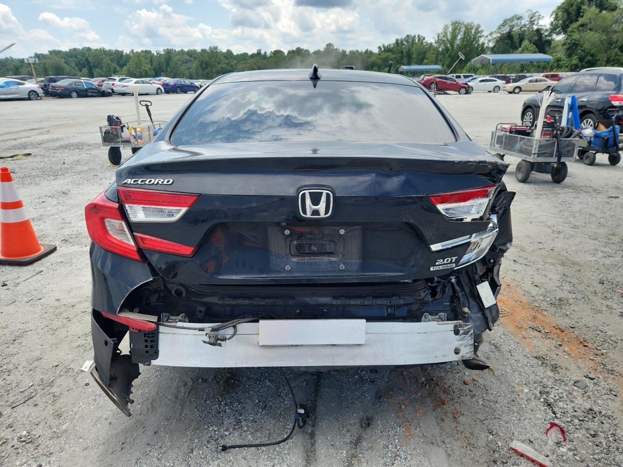 2021 Honda Accord Touring - Фото 6