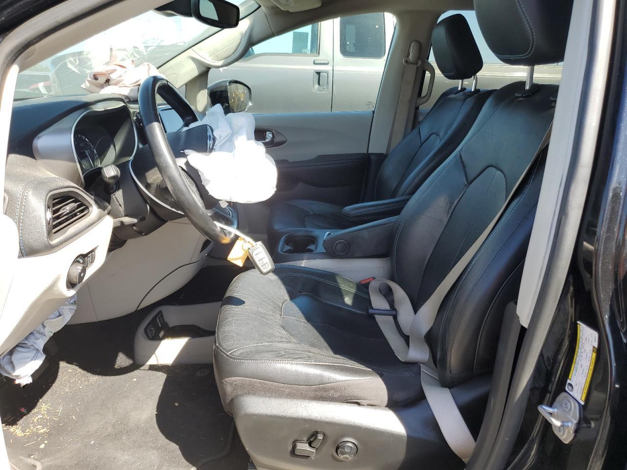 2021 Chrysler Pacifica Touring L - Фото 7