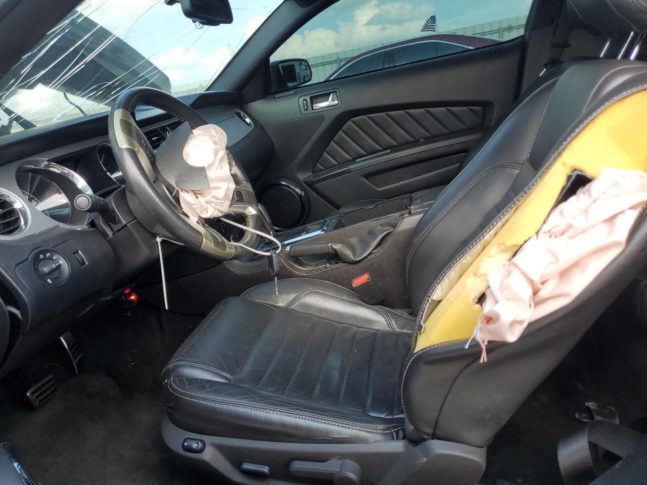 2014 Ford Mustang - Фото 7