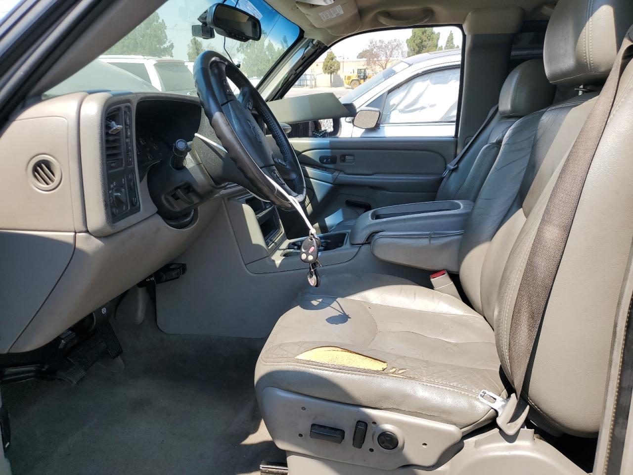 2004 Chevrolet Silverado K1500 - Image 7