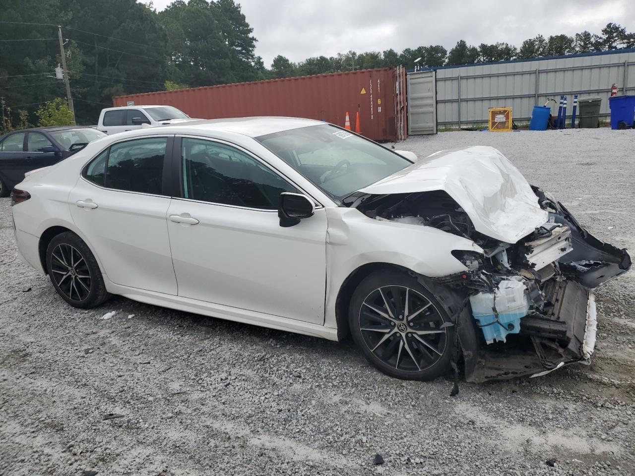 2021 Toyota Camry Se - Фото 4