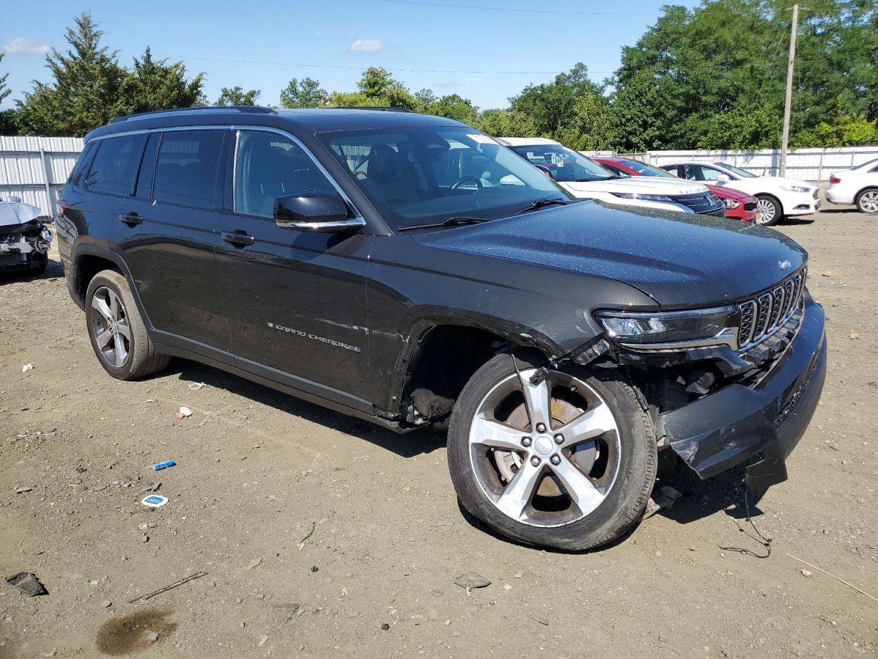 2022 Jeep Grand Cherokee L Limited - Image 4