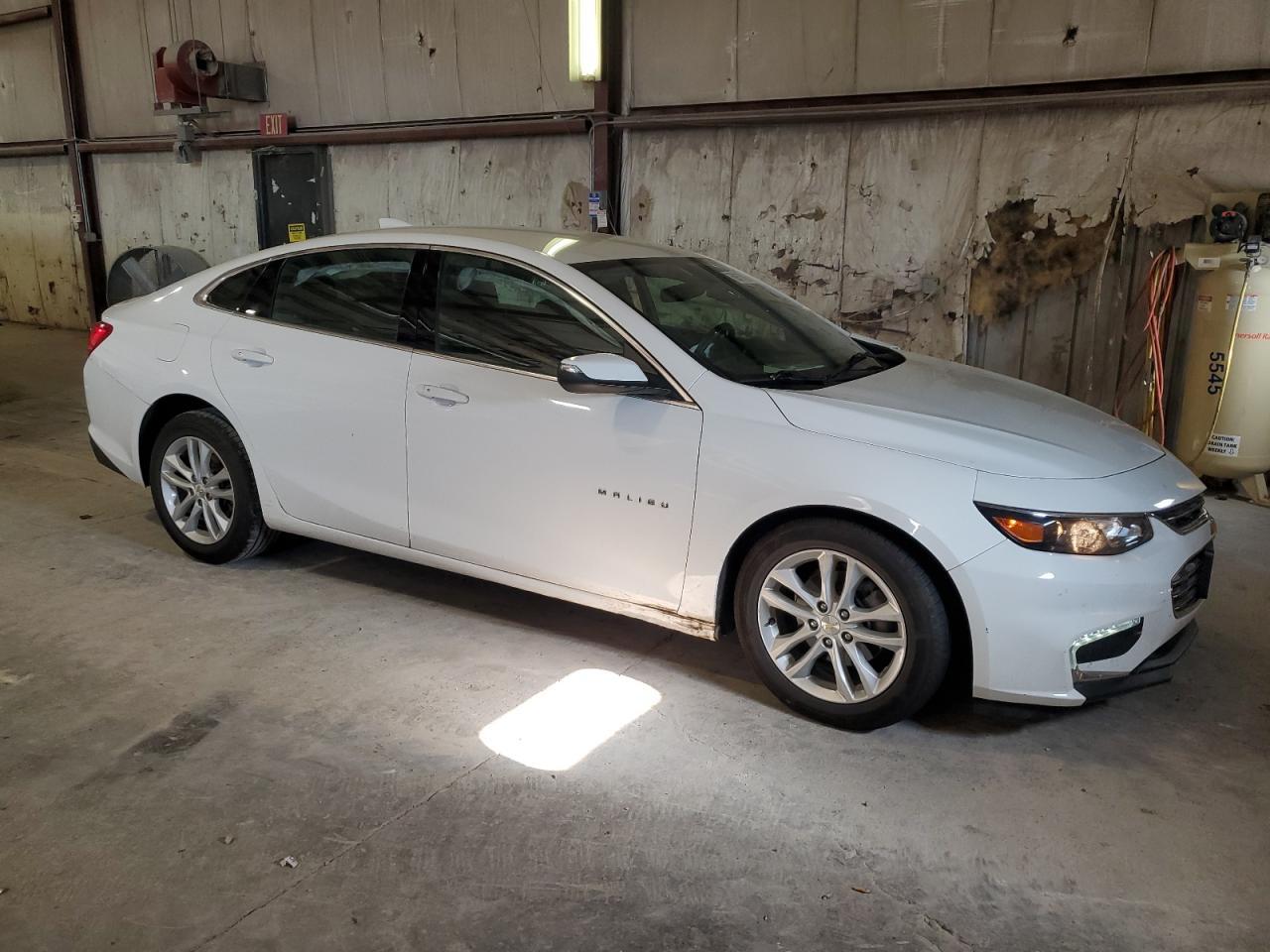 2018 Chevrolet Malibu Lt - Image 4