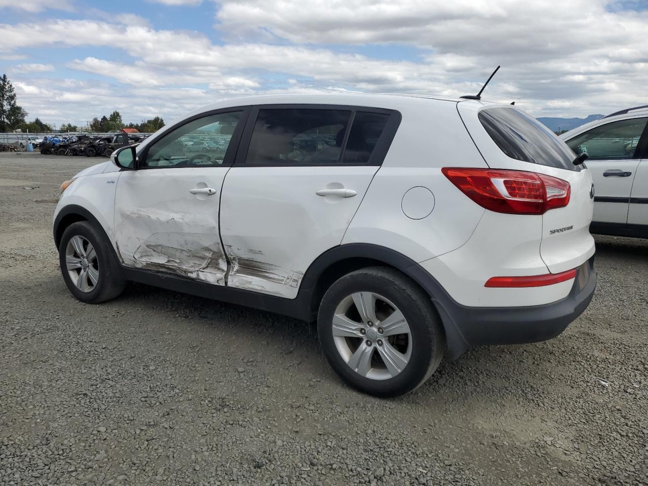2013 Kia Sportage Lx - Image 2