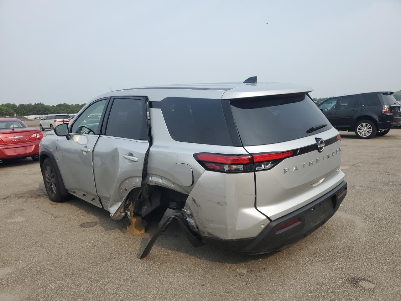 2024 Nissan Pathfinder S - Image 2