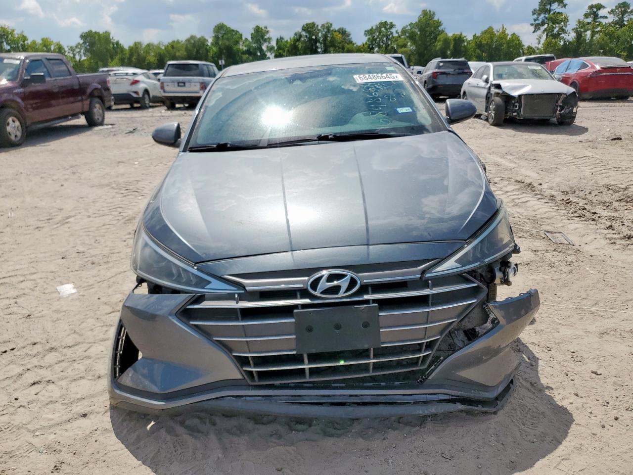 2019 Hyundai Elantra Sel - Image 5