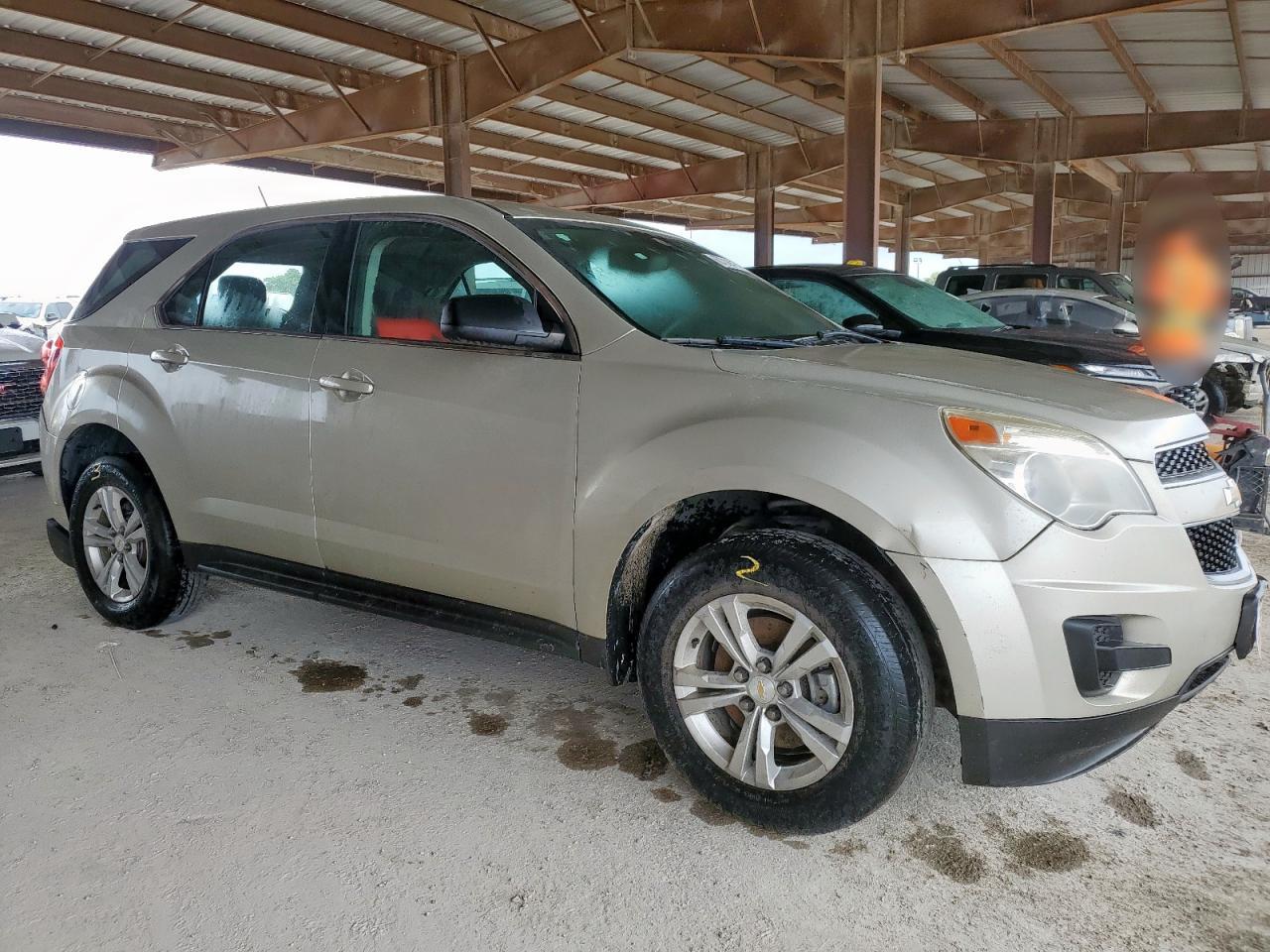 2014 Chevrolet Equinox Ls - Image 4