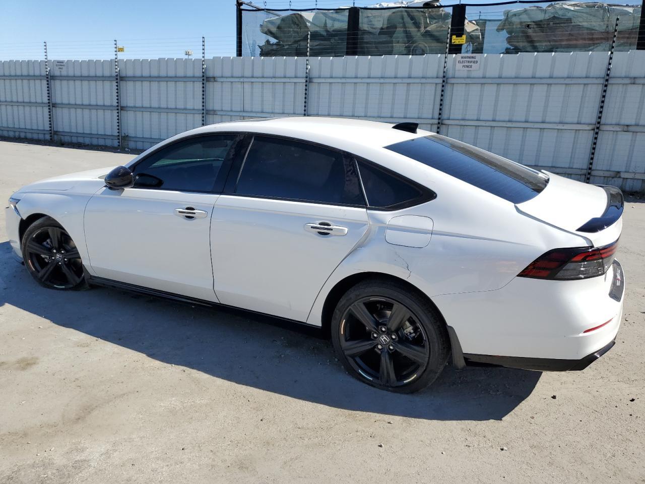 2025 Honda Accord Hybrid Sport-L - Фото 2