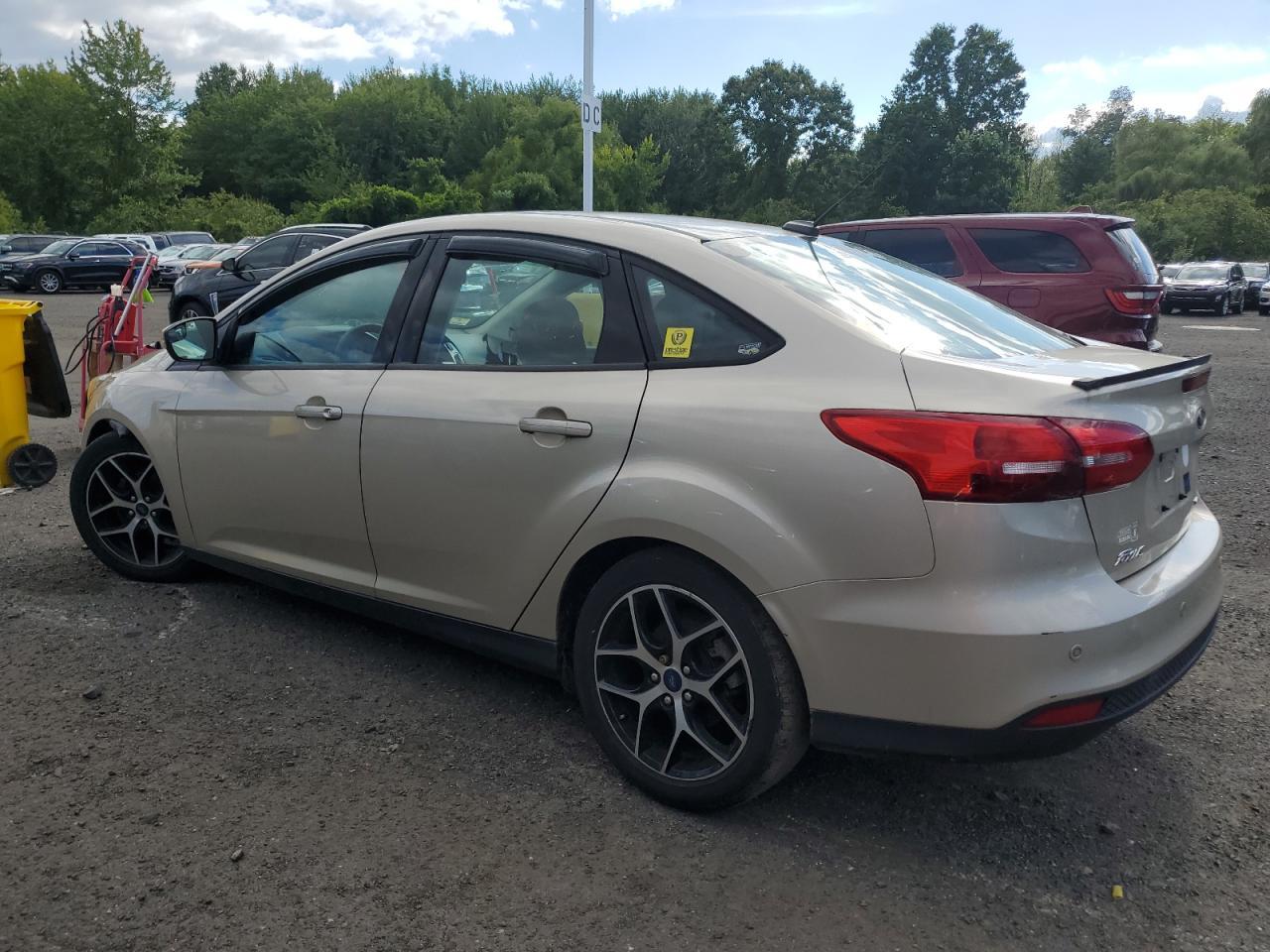 2017 Ford Focus Sel - Фото 2