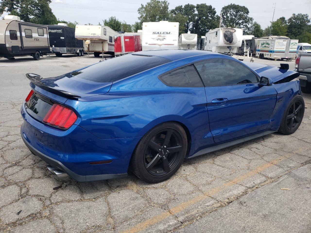 2017 Ford Mustang Gt - Фото 3