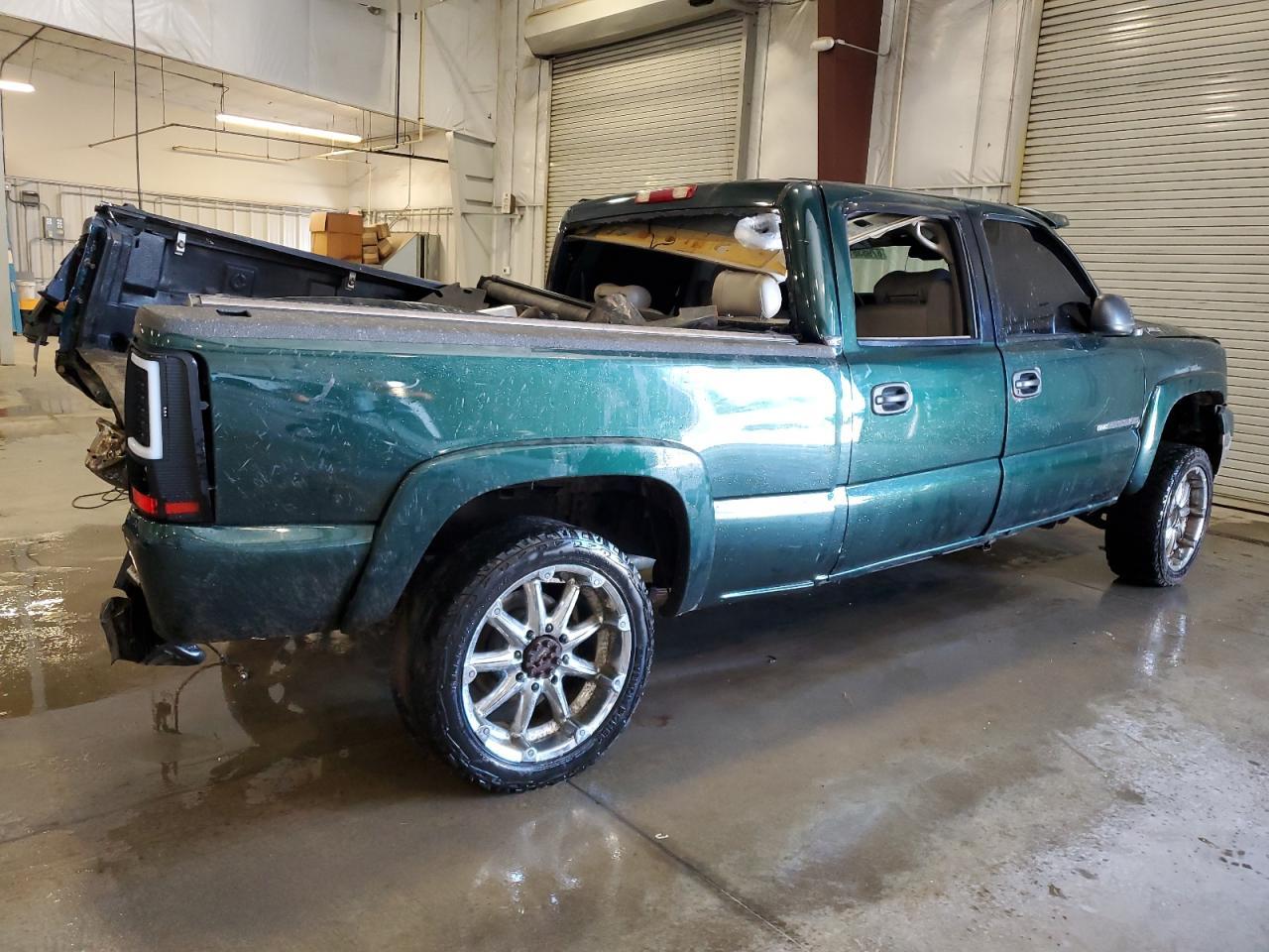 2002 GMC Sierra K2500 Heavy Duty - Фото 3