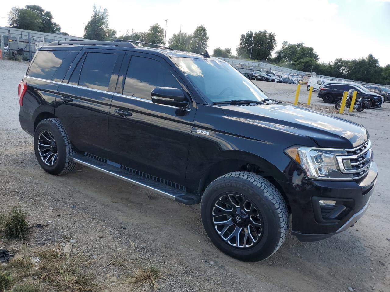 2018 Ford Expedition Xlt - Фото 4